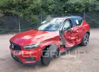 2021 Volvo XC40 photo