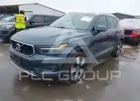 2021 Volvo XC40 фото