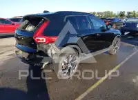 2021 Volvo XC40 фото