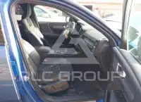 2021 Volvo XC40 фото