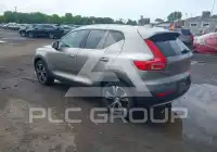 2021 Volvo XC40 photo