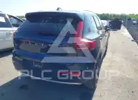 2021 Volvo XC40 фото