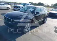 2021 Volvo XC40 фото