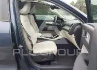 2021 Volvo XC40 фото
