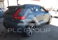 2021 Volvo XC40 фото