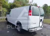 2021 GMC SAVANA photo