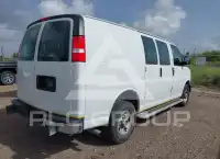 2021 GMC Savana photo