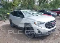 2021 GMC TERRAIN photo
