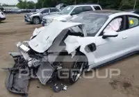 2021 Porsche Taycan photo
