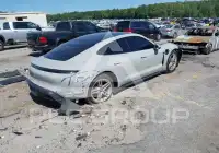 2021 Porsche Taycan фото