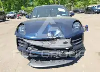 2021 Porsche MACAN photo