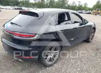 2021 Porsche MACAN photo