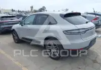 2021 Porsche MACAN photo