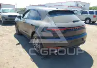 2021 Porsche MACAN photo