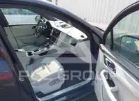 2021 Porsche MACAN photo