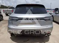 2021 Porsche MACAN photo