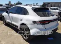 2021 Porsche MACAN photo