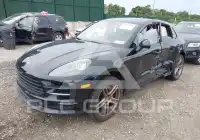 2021 Porsche MACAN photo