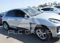 2021 Porsche MACAN photo