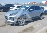 2021 Porsche MACAN photo