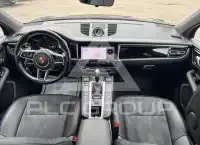 2021 Porsche MACAN photo