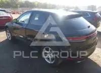 2021 Porsche MACAN photo