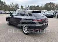 2021 Porsche MACAN photo