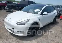 2021 Tesla Model Y фото