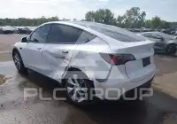 2021 Tesla Model Y фото