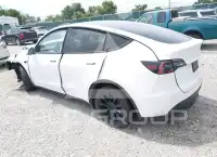 2021 Tesla Model Y фото