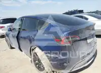 2021 Tesla Model Y photo