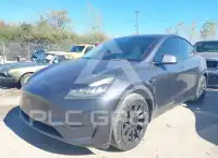 2021 Tesla Model Y photo