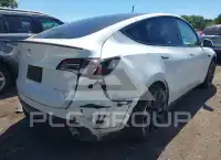 2021 Tesla Model Y фото