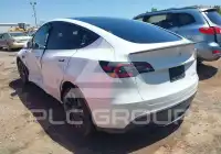 2021 Tesla Model Y фото