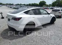 2021 Tesla Model Y фото