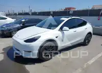 2021 Tesla Model Y фото