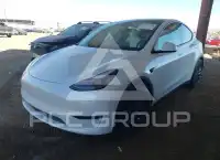 2021 Tesla Model Y фото