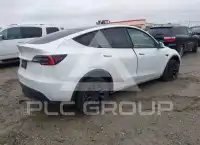 2021 Tesla Model Y фото