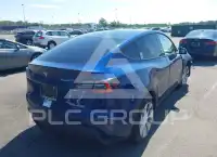 2021 Tesla Model Y фото