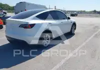 2021 Tesla Model Y фото
