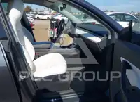 2021 Tesla Model Y photo