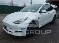 2021 Tesla Model Y photo
