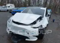 2021 Tesla Model Y фото