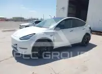 2021 Tesla Model Y фото