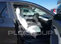 2021 Tesla Model Y photo