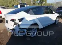 2021 Tesla Model Y фото