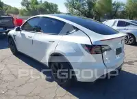 2021 Tesla Model Y фото