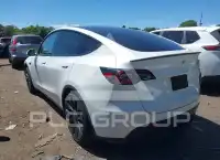 2021 Tesla Model Y фото