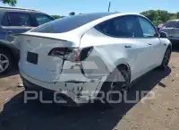 2021 Tesla Model Y фото