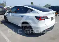 2021 Tesla Model Y фото